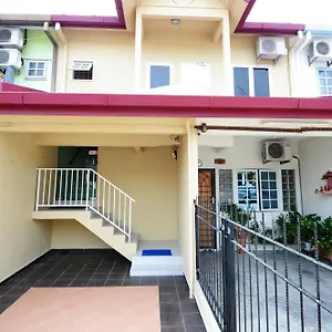 The One Vacation Homestay Malacca